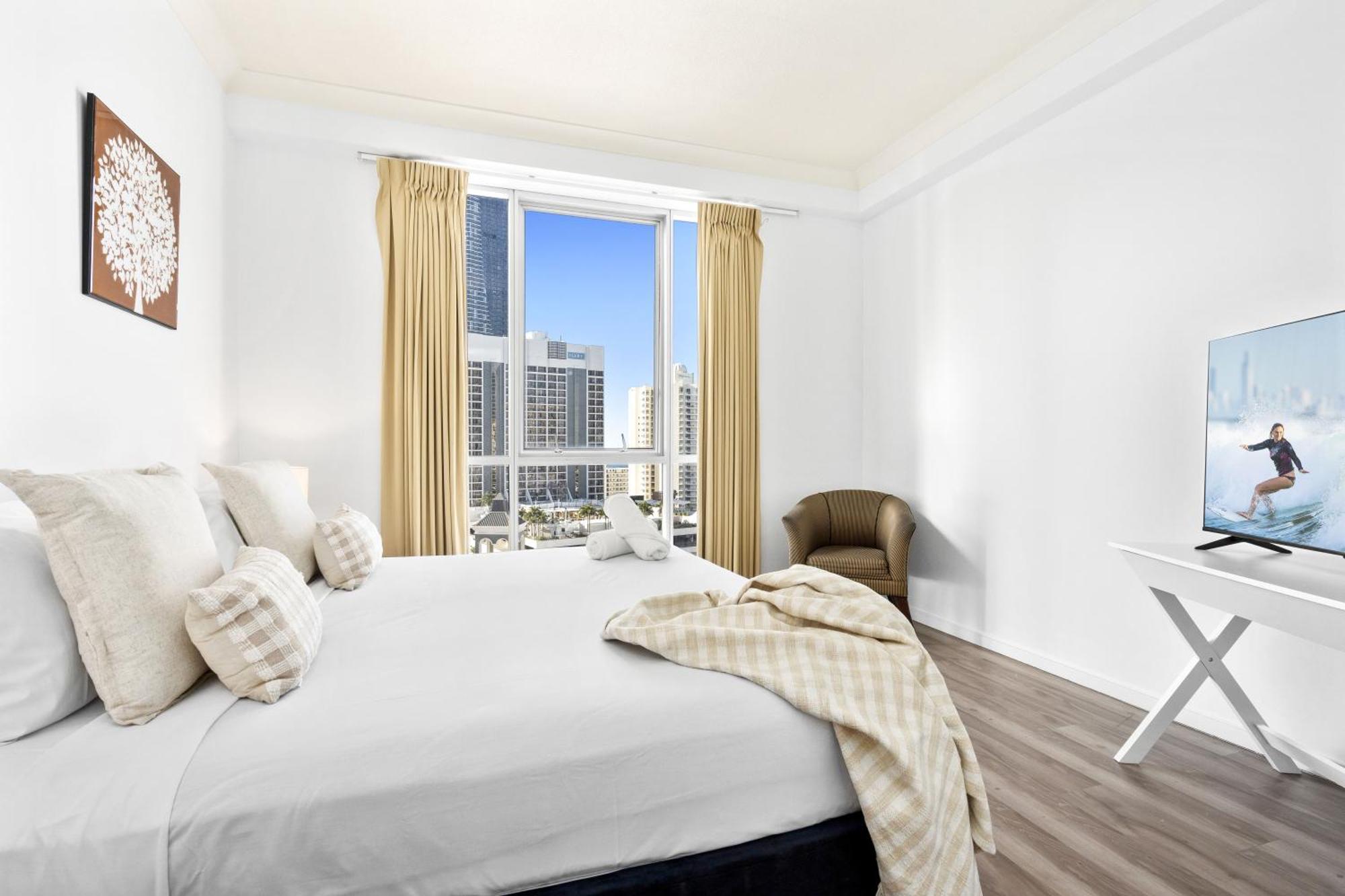 Chevron Renaissance Surfers Paradise Mid Week Madness Deal - Q Stay Gold Coast Exterior foto